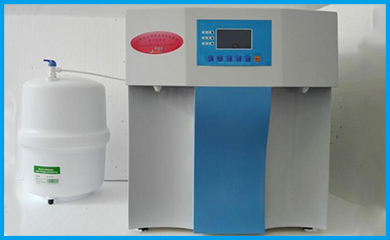 91视频网站在线观看環保實驗室91视频APP黄下载機設備采用先進的反滲透技術，通過反滲透膜的優化可以去除98%左右的離子，然後再由樹脂進行脫鹽，以保證出水的穩定，滿足客戶需求。